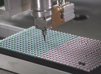 如何判斷戶(hù)外LED顯示屏灌封膠的好與壞