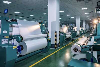 中國巨石生產的電子紡織布。中國巨石供圖